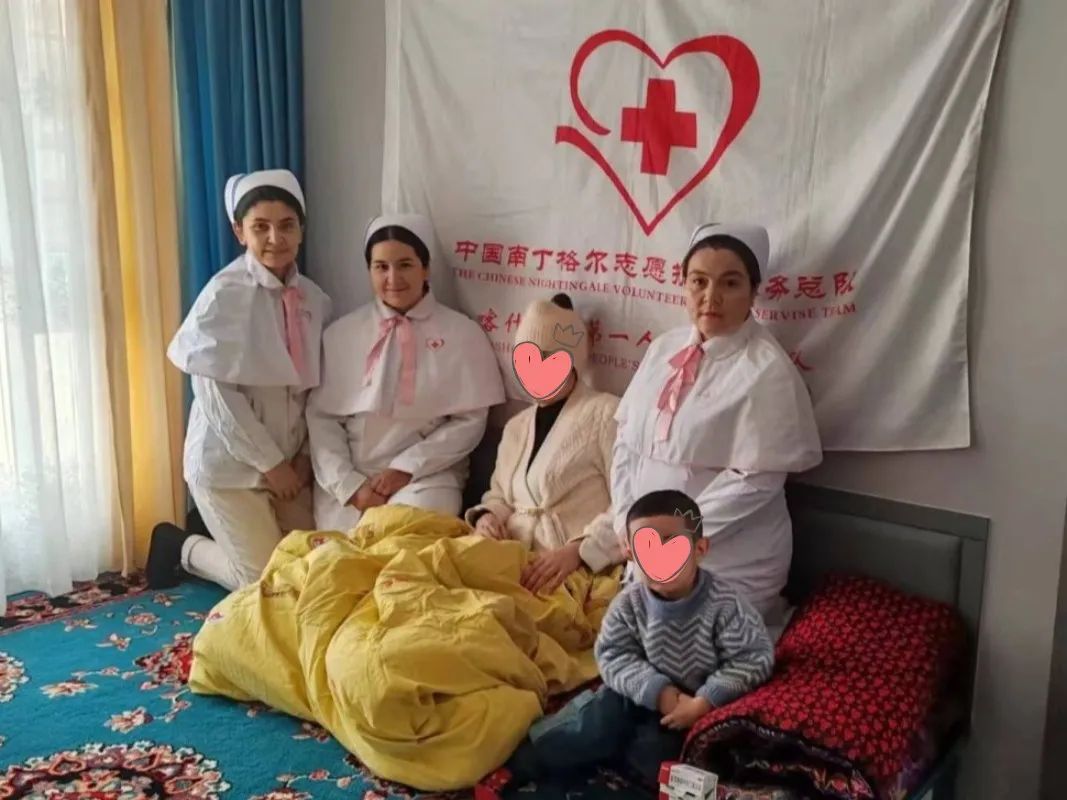 志愿者活动照片4.jpg 志愿者活动照片4.jpg