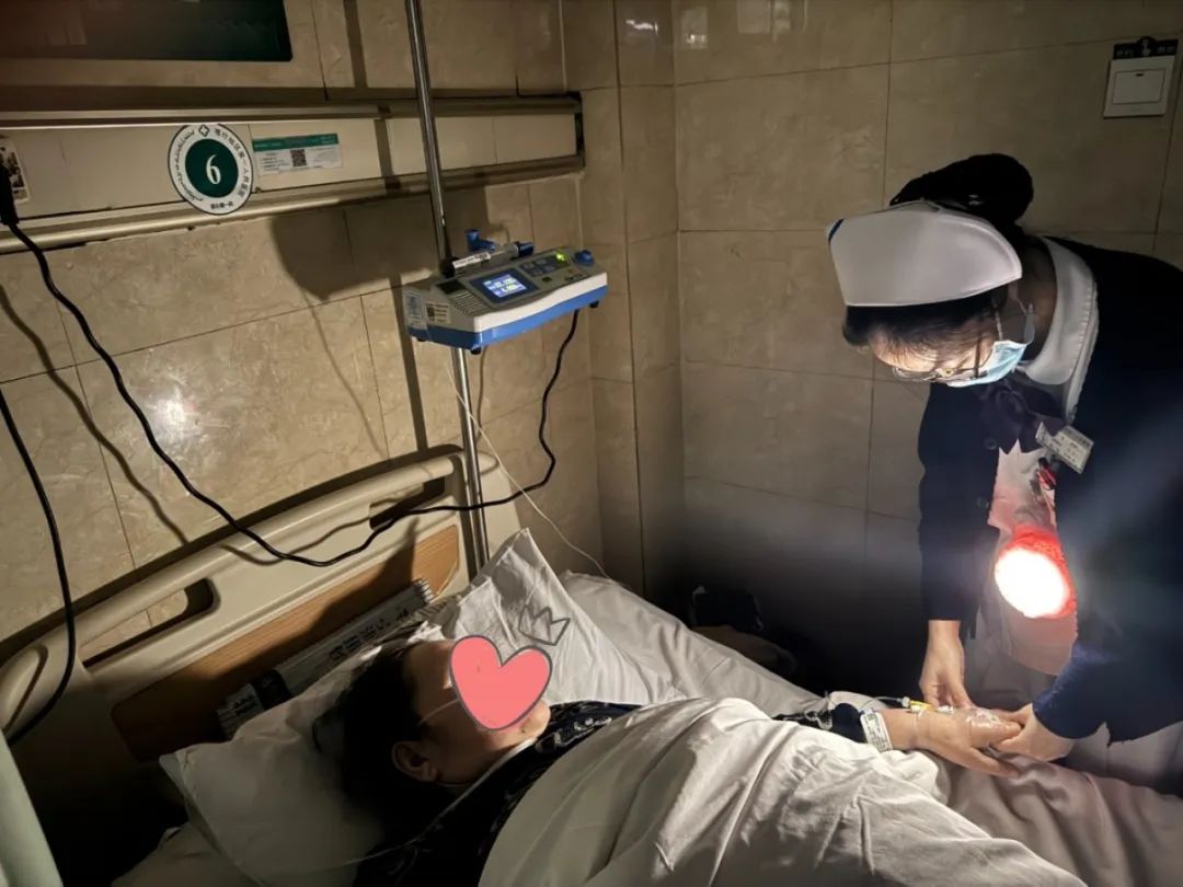 小夜灯2.jpg 小夜灯2.jpg